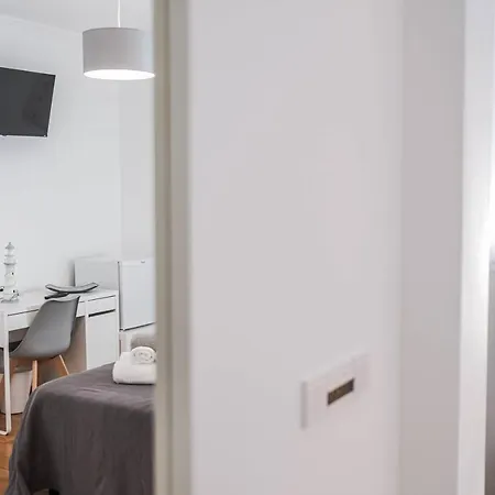 Quarto em Acomodações Particulares Fonte Mar